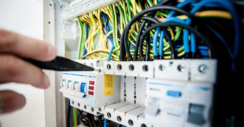 Elektrik İç Tesisat Proje Ve Uygulamaları