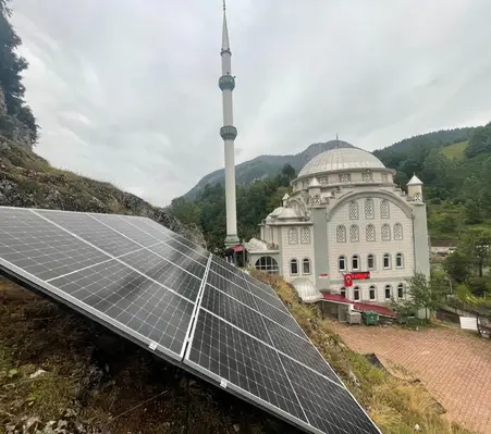 Giresun Yavuzkemal Camiine Off-Grid GES Kurulumu